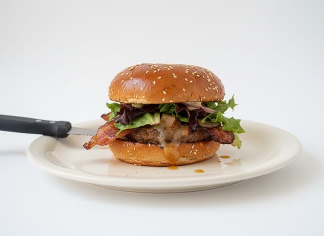 Gio's Signature Burger